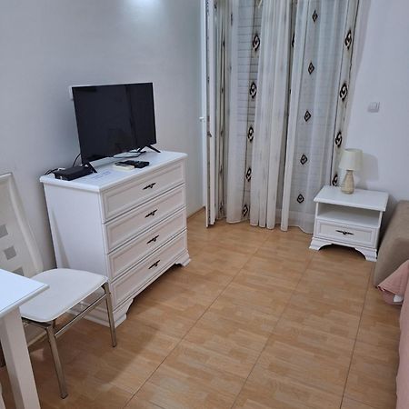 Apartmani P&M Tivat Eksteriør billede