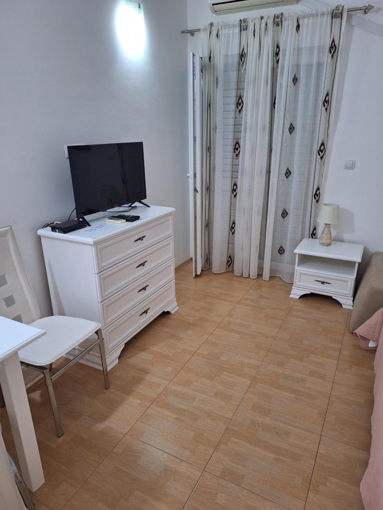Apartmani P&M Tivat Eksteriør billede