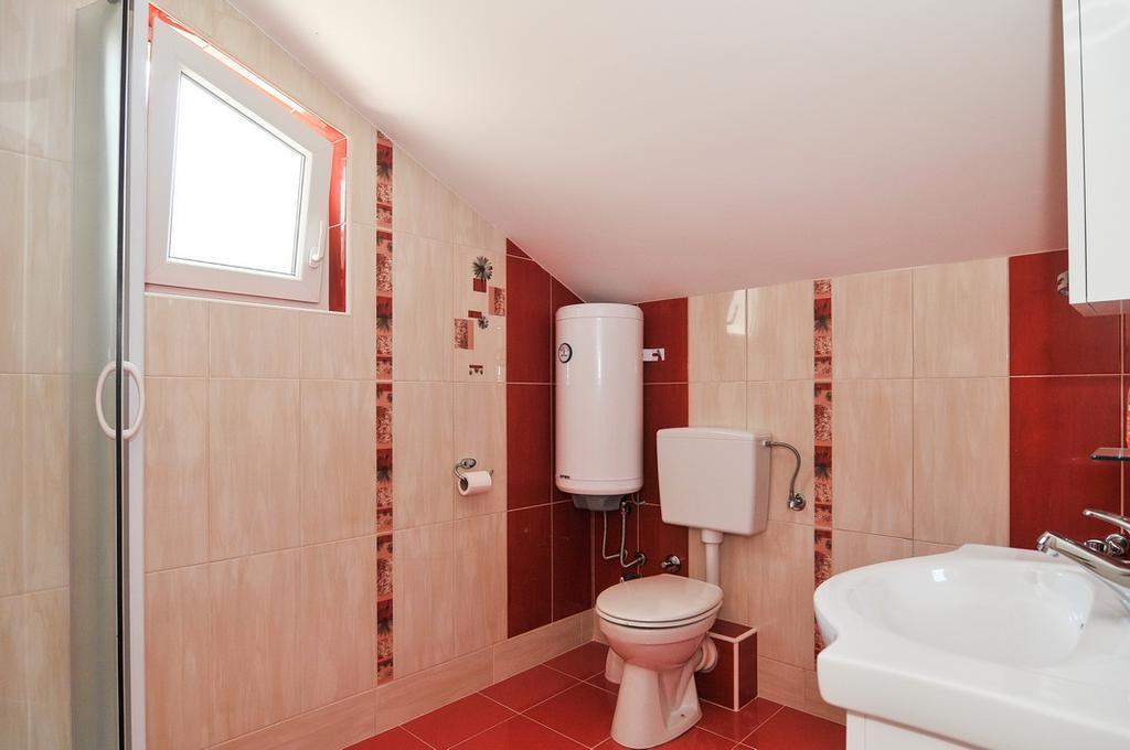 Apartmani P&M Tivat Eksteriør billede